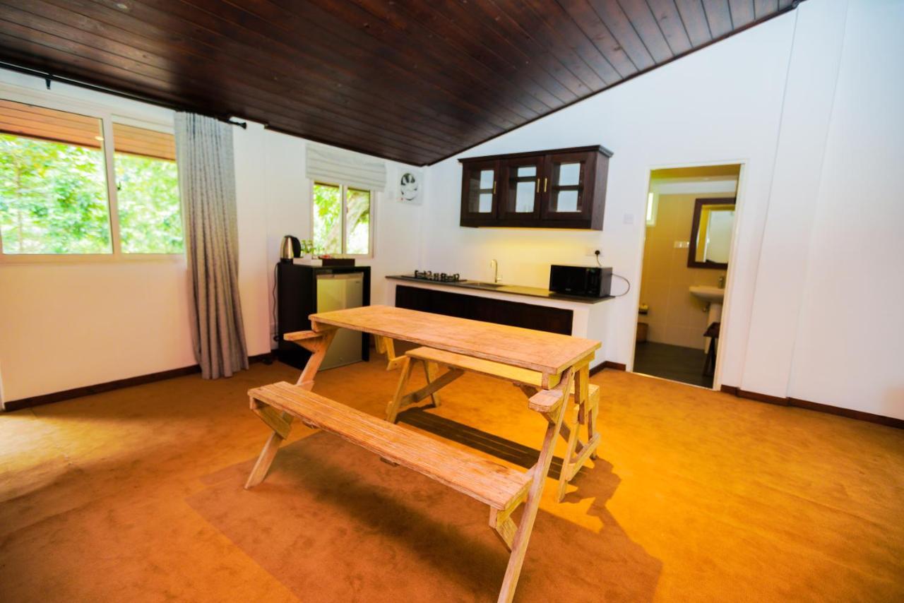 Villa Le Maas Tota Koslanda المظهر الخارجي الصورة